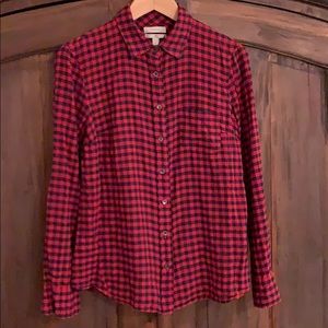 J.CREW CLASSIC RED NAVY GINGHAM BUTTON UP SHIRT